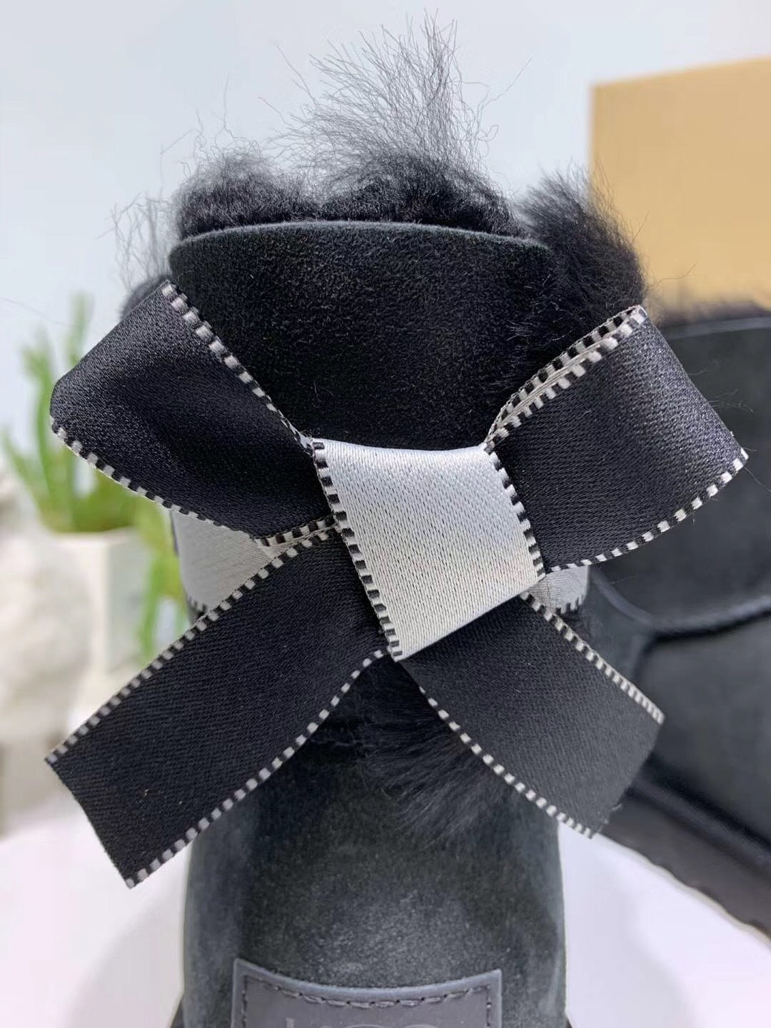 2938 Mukoshi Winter Bow Glitter Boots — Black