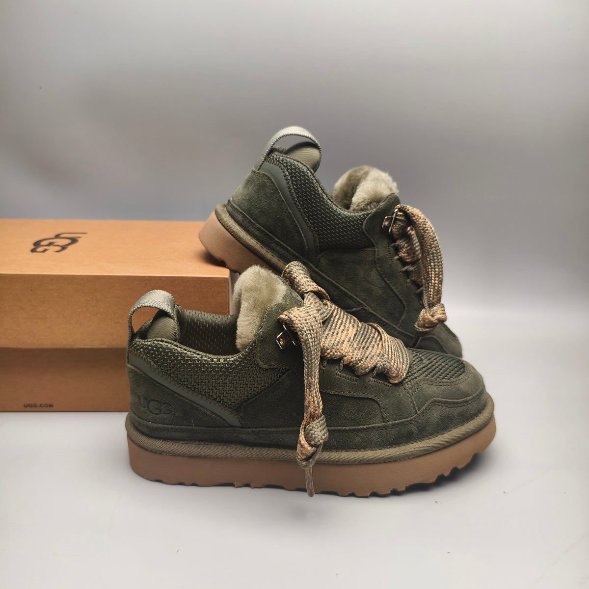 4032 Couple Mesh Sport Casual Shoes — Green (In Stock)