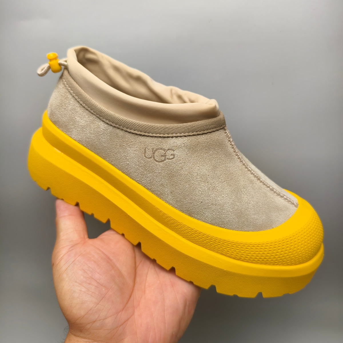4096 Slip-On Casual Streetwear Shoes — Yellow (In Stock)