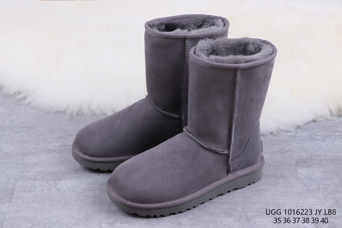 6223 Classic Short II Boots 2.0 — Gray (In Stock)