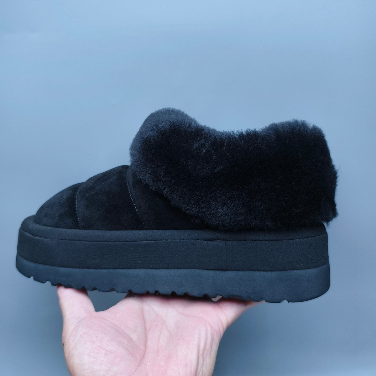 6390 Thick-Sole Slip-On Casual Shoes — Black (In Stock)