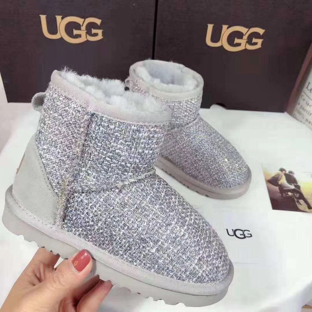 5854 Kids Chanel-Style Snow Boots — Chanel Gray