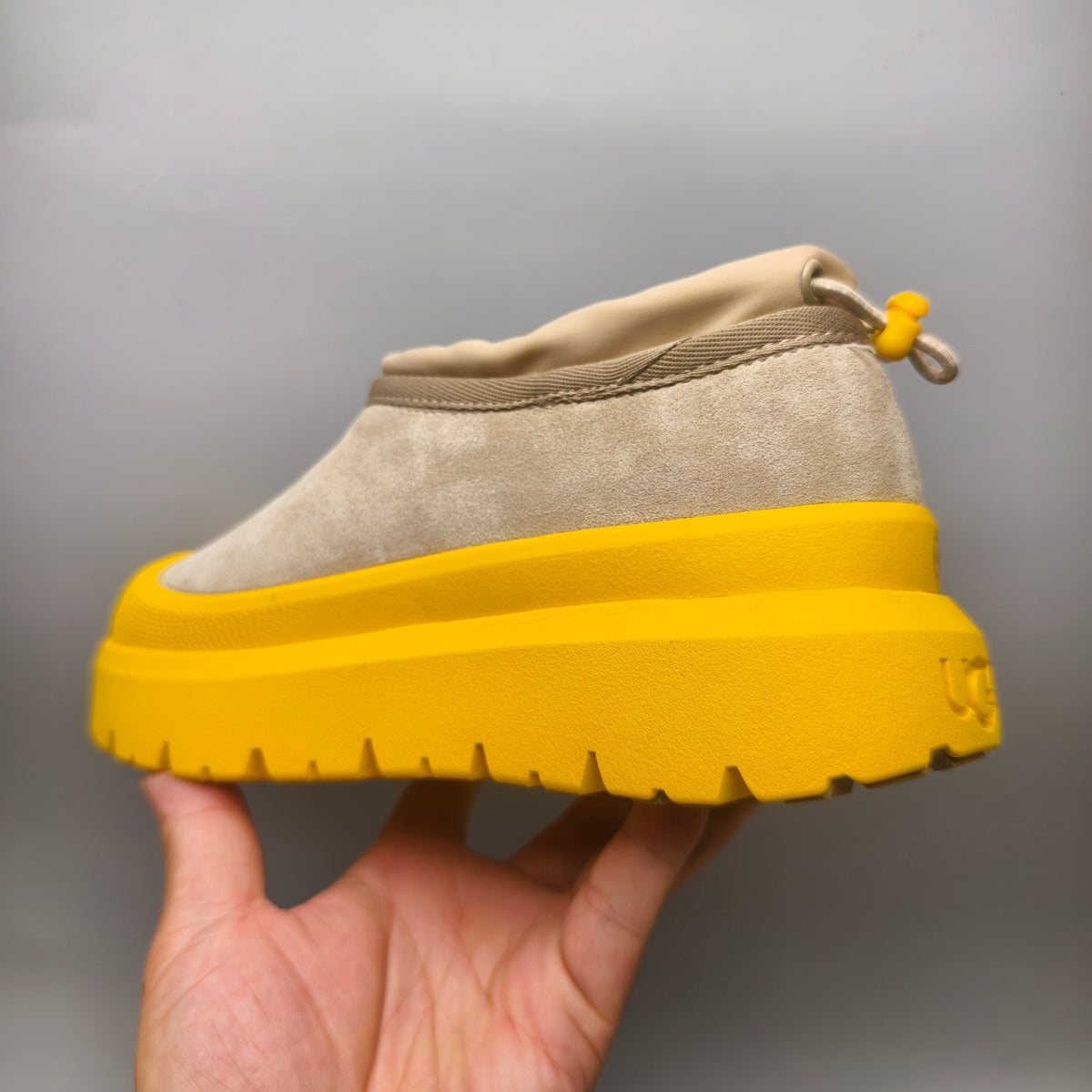 4096 Slip-On Casual Streetwear Shoes — Yellow (In Stock)