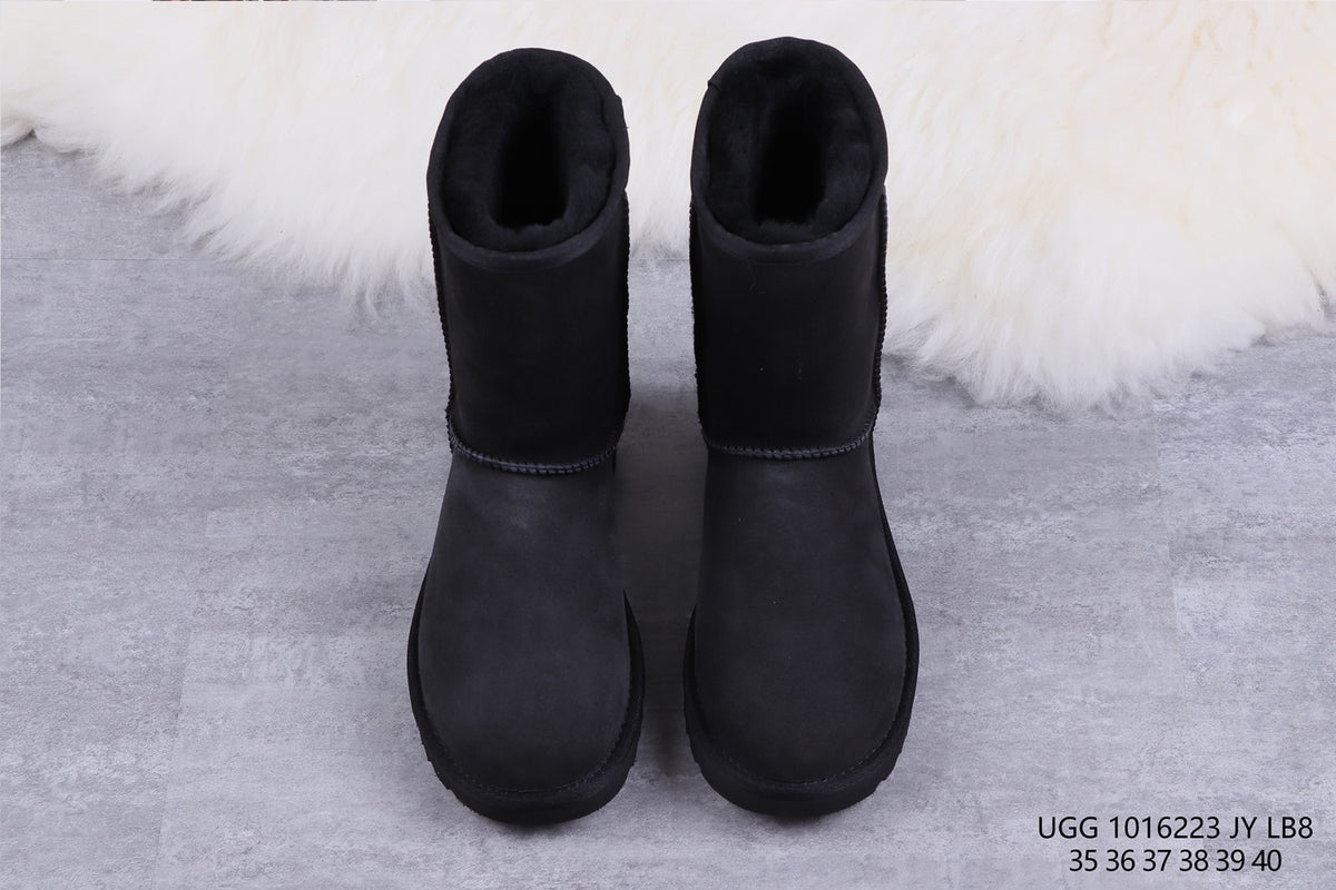 6223 Classic Short II Boots 2.0 — Black (In Stock)