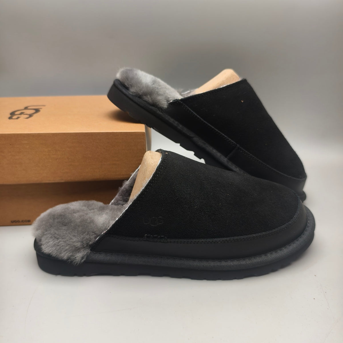 4585 Ultra-Light Casual Fur Slippers — Men's Black (In Stock)