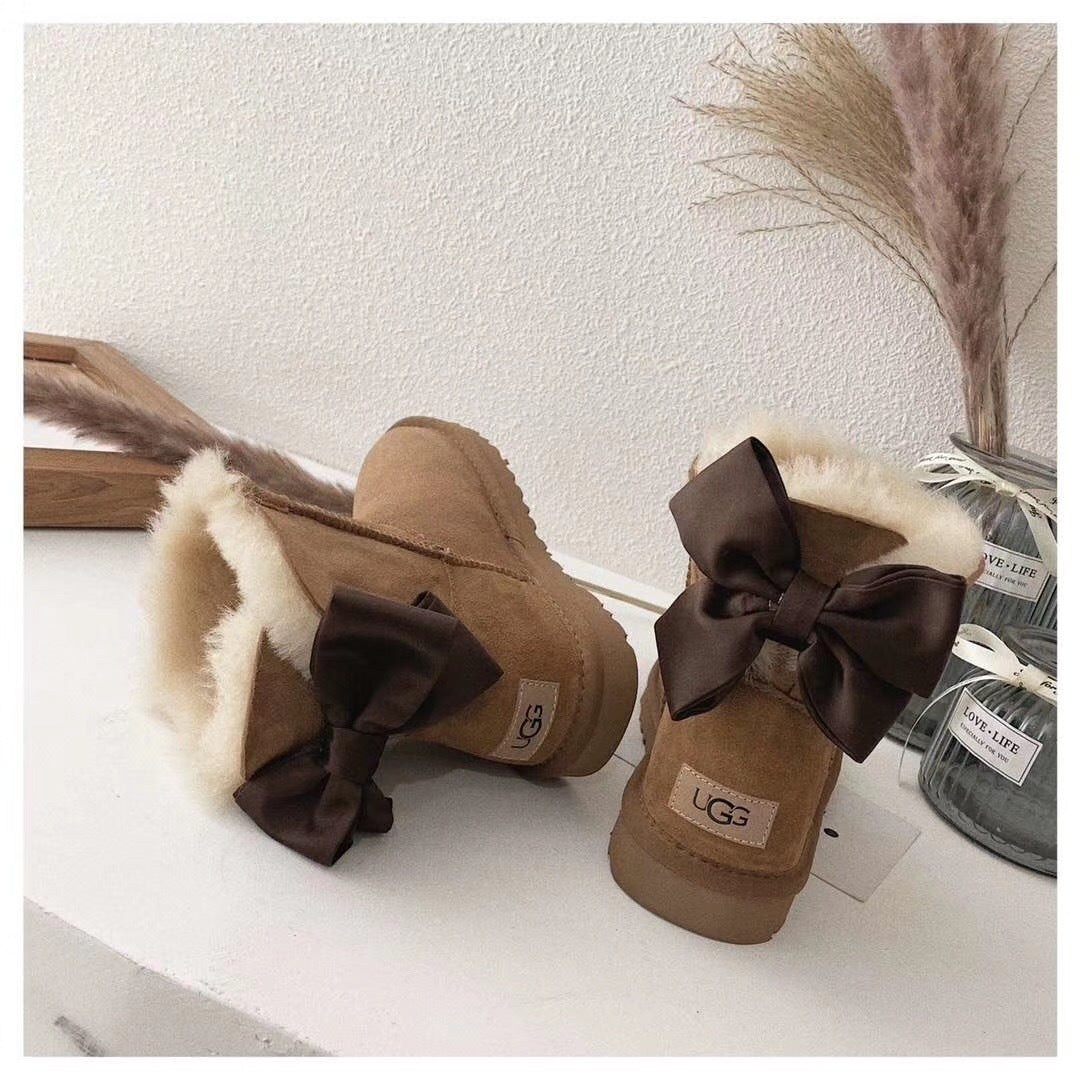 3130 Elegant Bow Ankle Boots — Chestnut