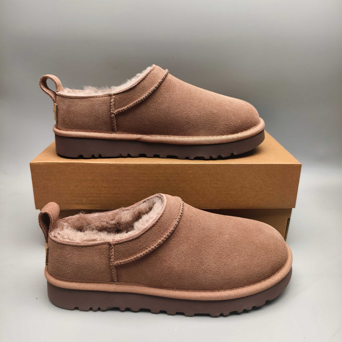 3891 Classic Slip-On Women's Shoes — Misty Pink (In Stock)
