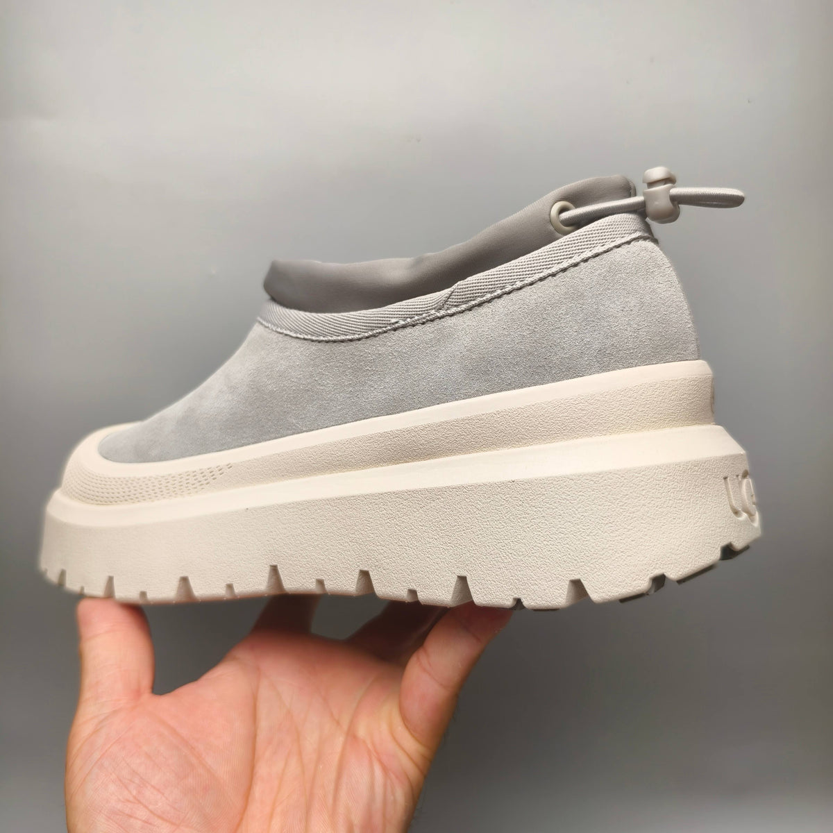 4096 Slip-On Casual Streetwear Shoes — Light Gray (In Stock)