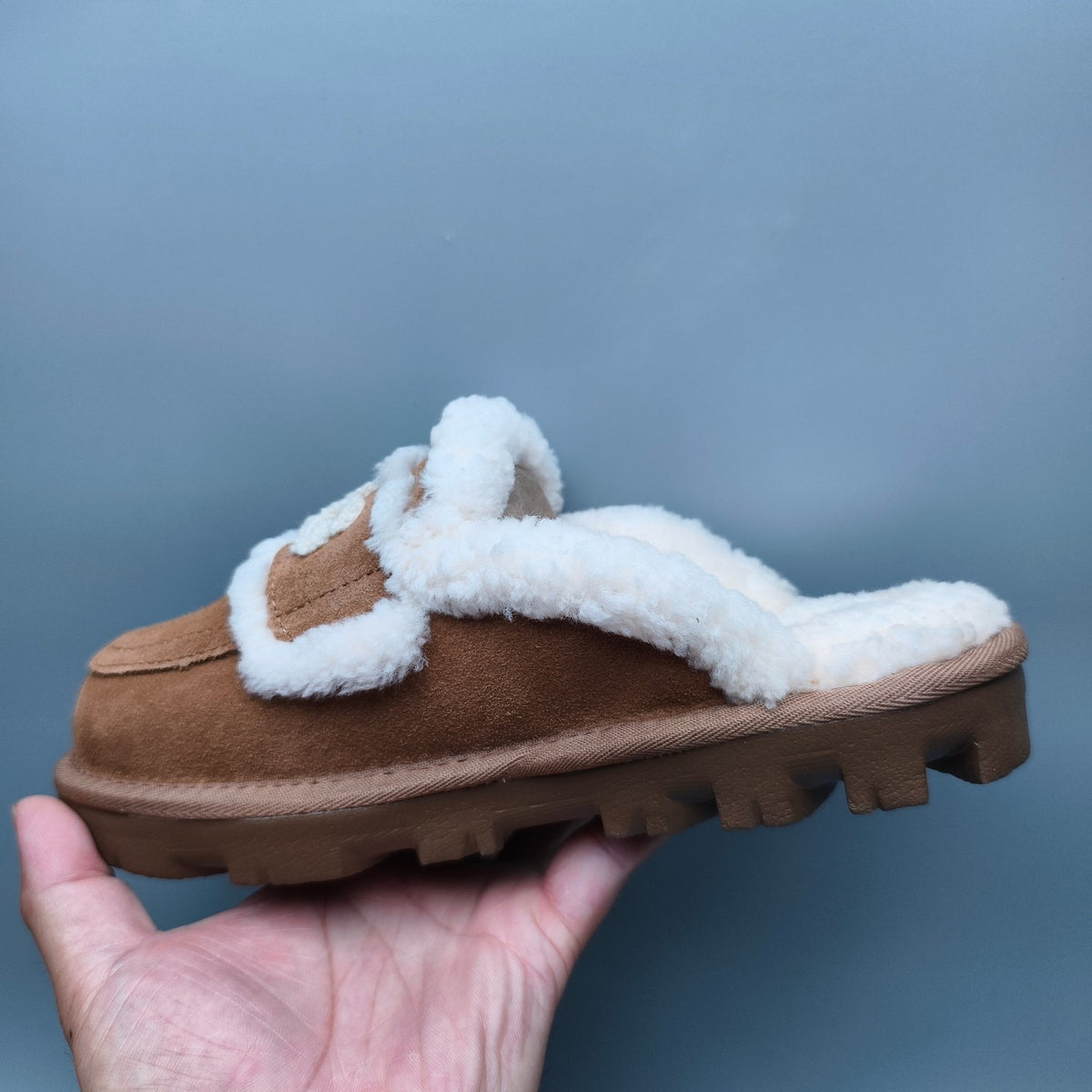 1206 Curly Fur Big Logo Casual Slippers — Chestnut (In Stock)