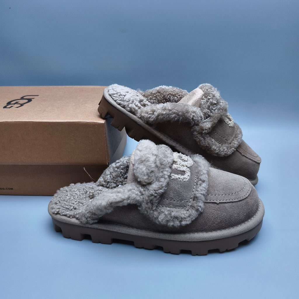 1206 Curly Fur Big Logo Casual Slippers — Antelope Brown
