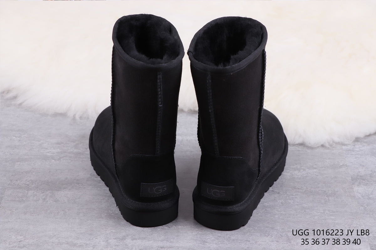 6223 Classic Short II Boots 2.0 — Black (In Stock)