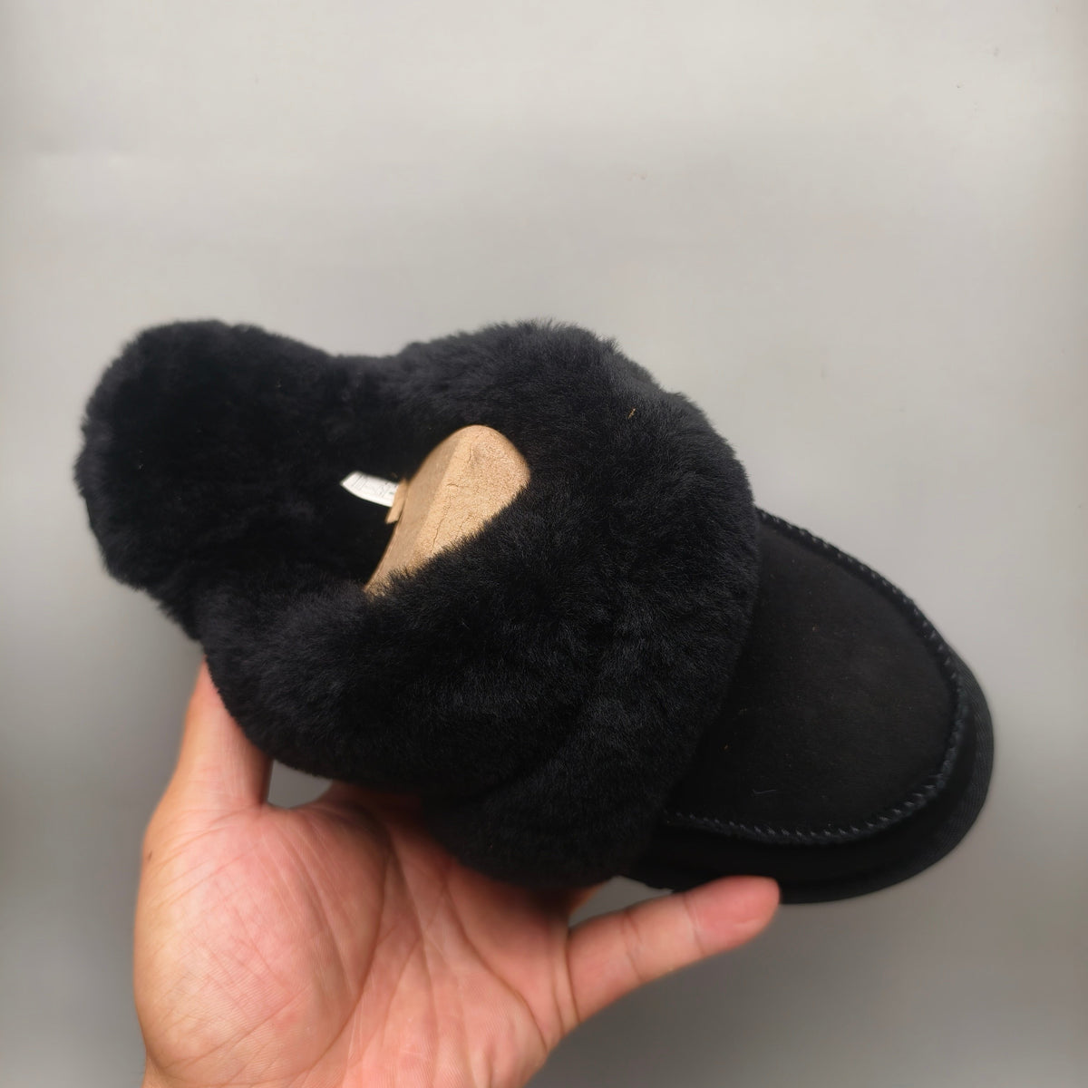 4571 Casual Home Slippers — Black (In Stock)