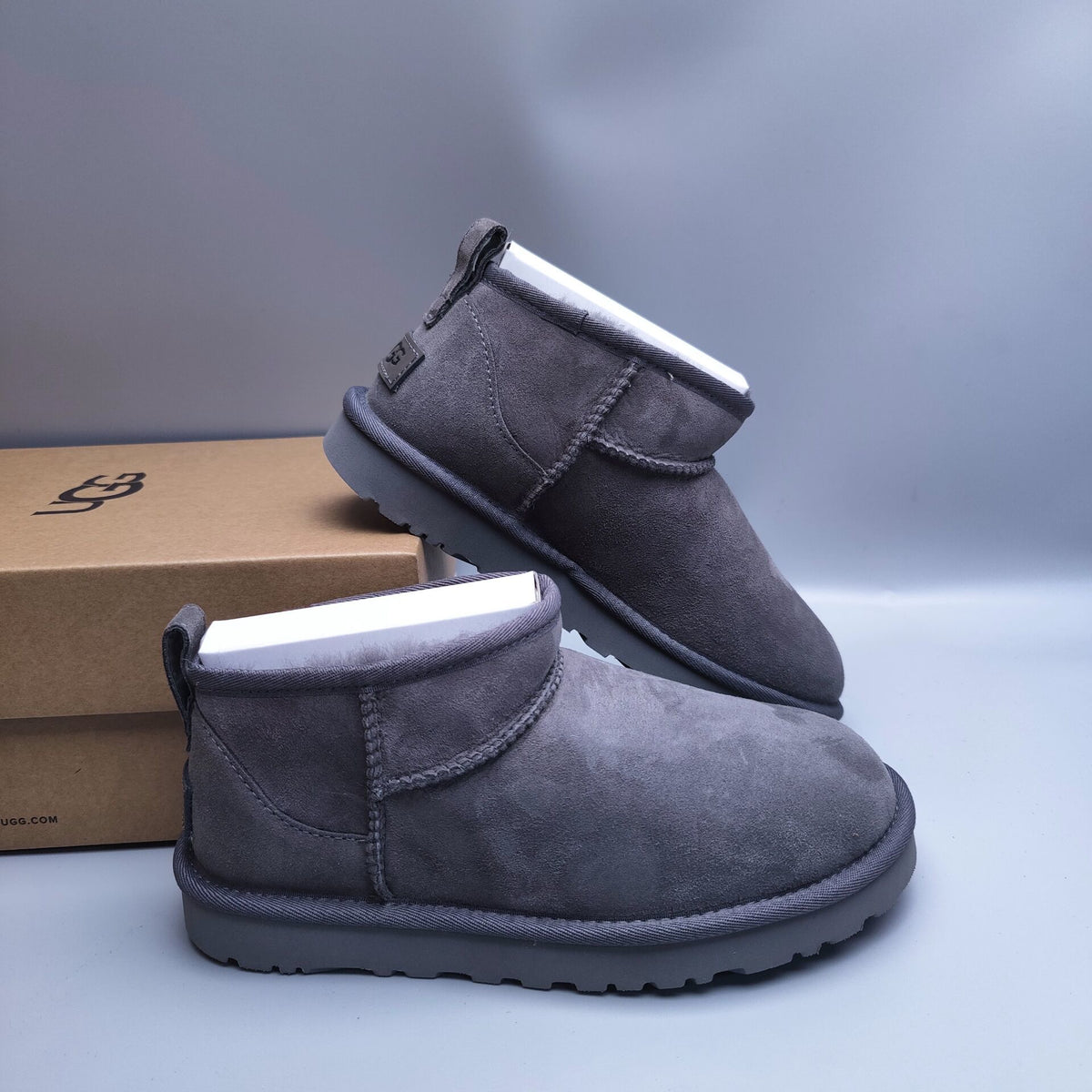 6109 Zhou Dongyu Style — Gray (In Stock)