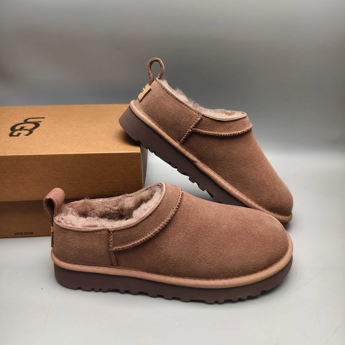 3891 Classic Slip-On Women's Shoes — Misty Pink (In Stock)