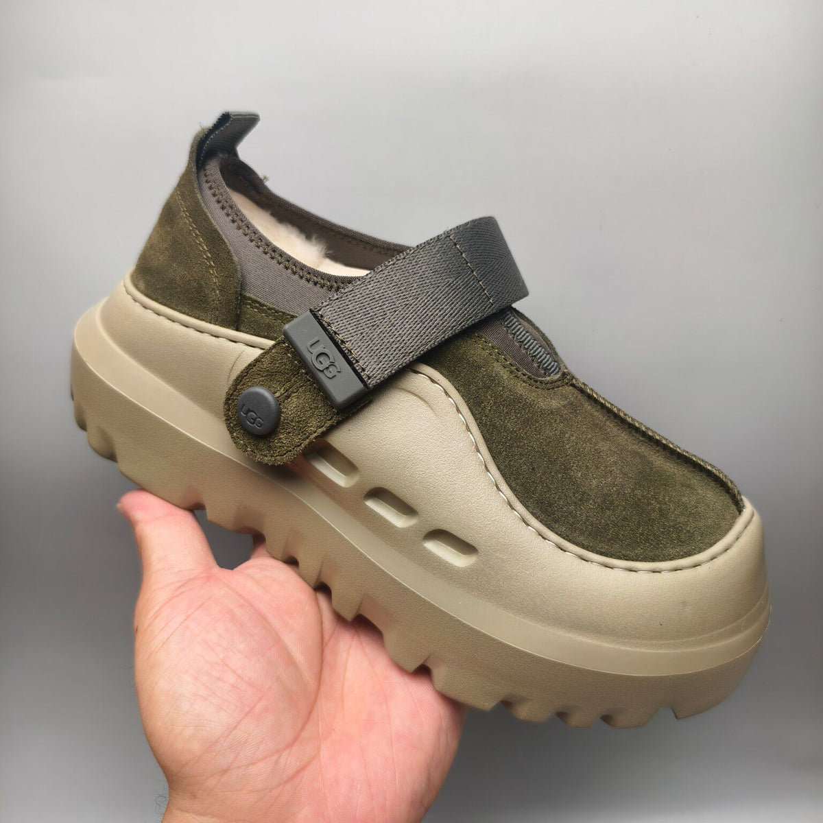7550 Slip-On Casual Unisex Shoes — Green (In Stock)