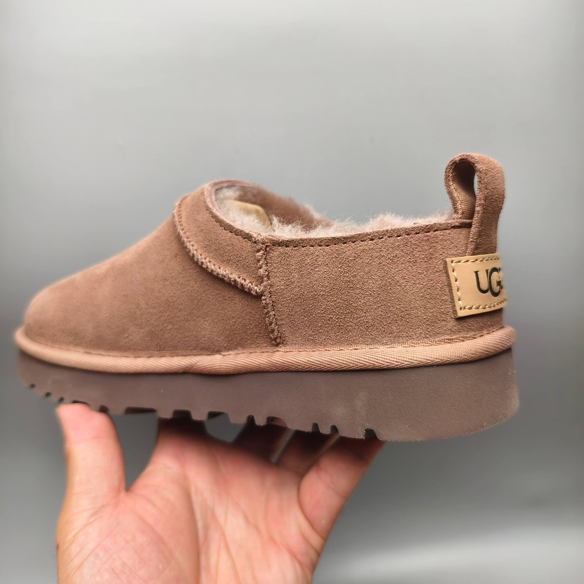 3891 Classic Slip-On Women's Shoes — Misty Pink (In Stock)