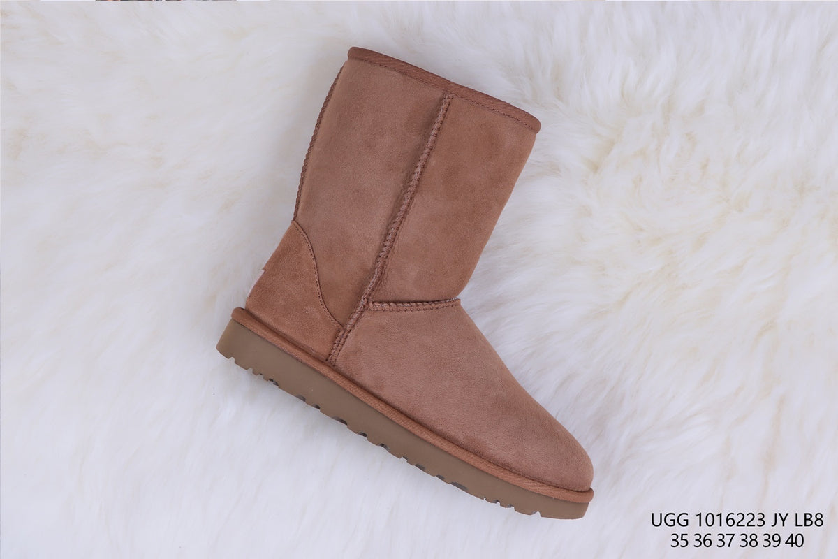 6223 Classic Short II Boots 2.0 — Chestnut (In Stock)