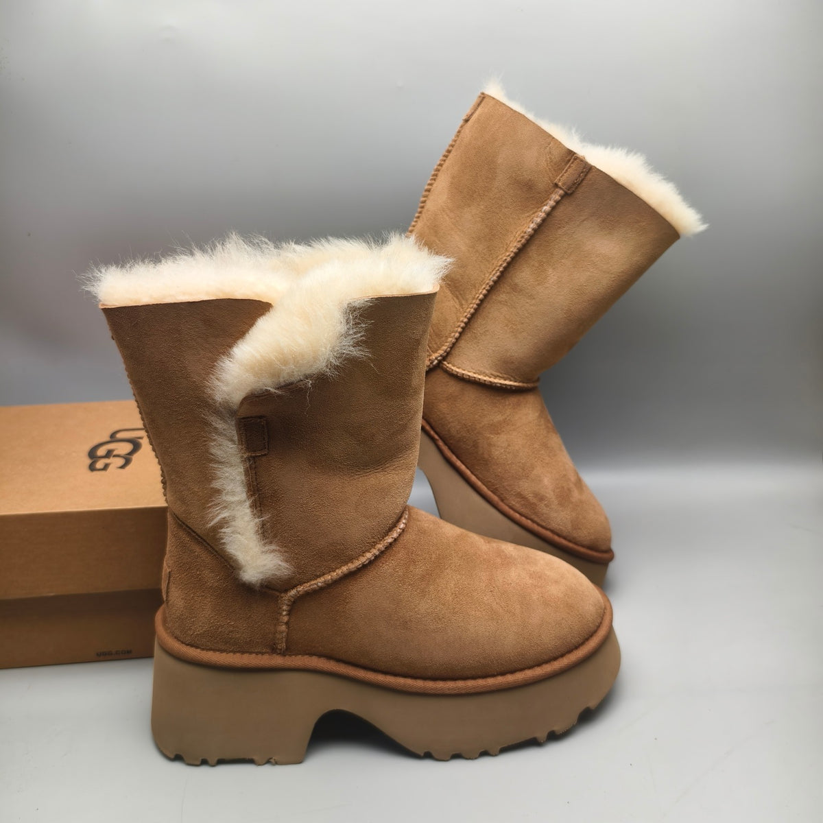 1533 Wedge Thick-Sole Mid-Calf Fashion Boots — Chestnut (In Stock)