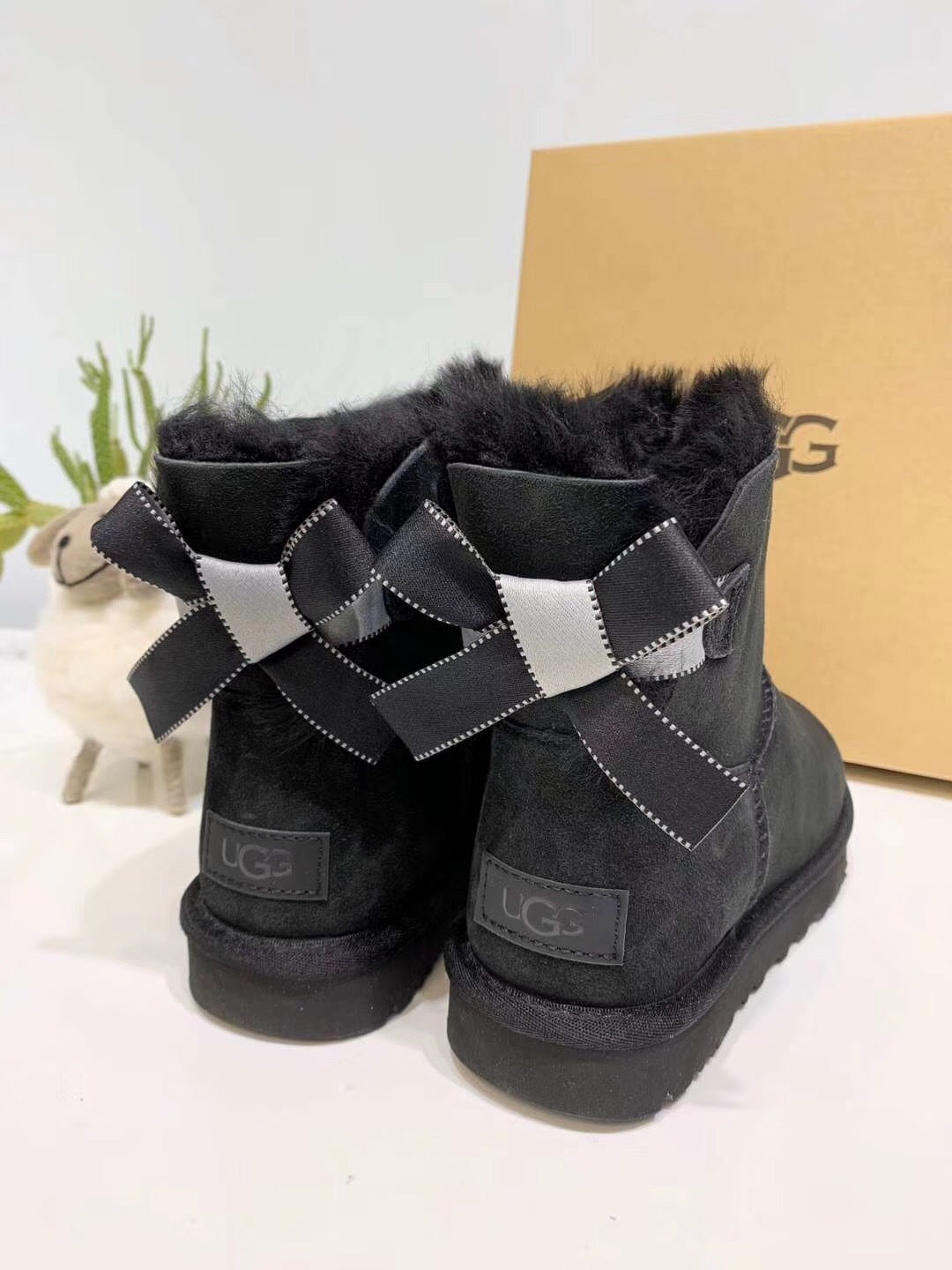 2938 Mukoshi Winter Bow Glitter Boots — Black