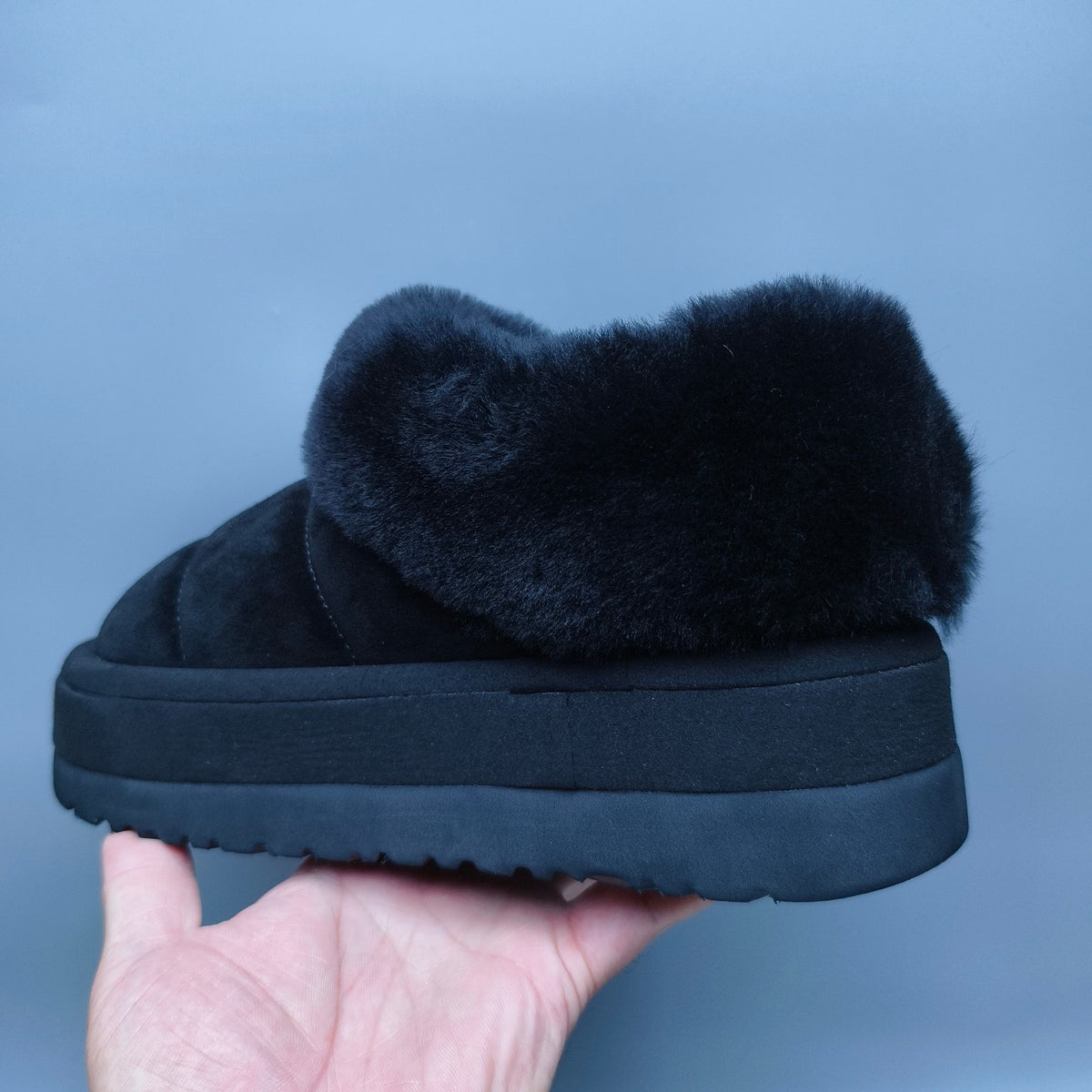 6390 Thick-Sole Slip-On Casual Shoes — Black (In Stock)