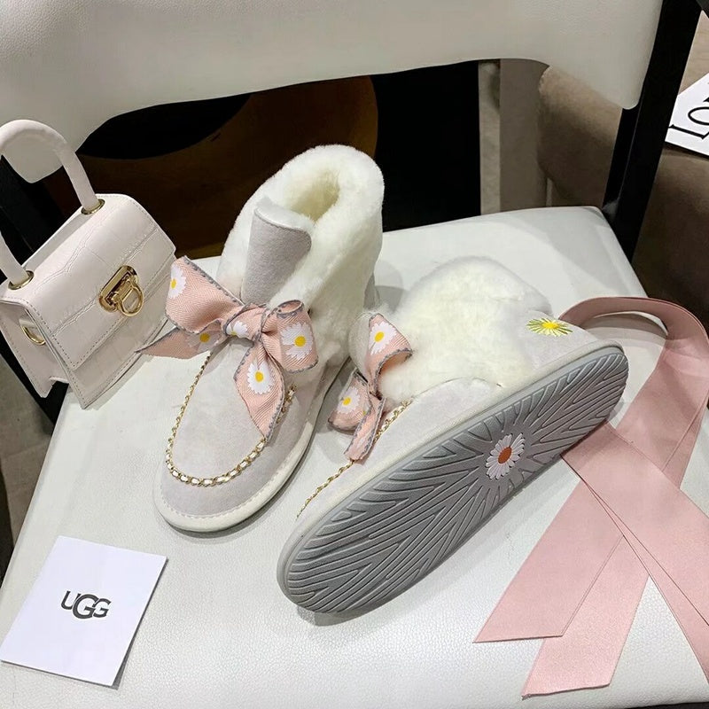 7888 Daisy Chain Ribbon Style — Milkshake White (In Stock)