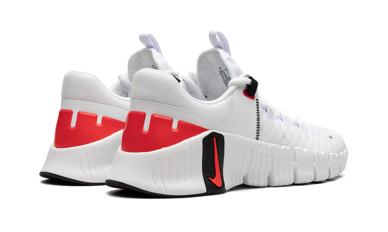 Nike Free Metcon 5 "White / Bright Crimson"