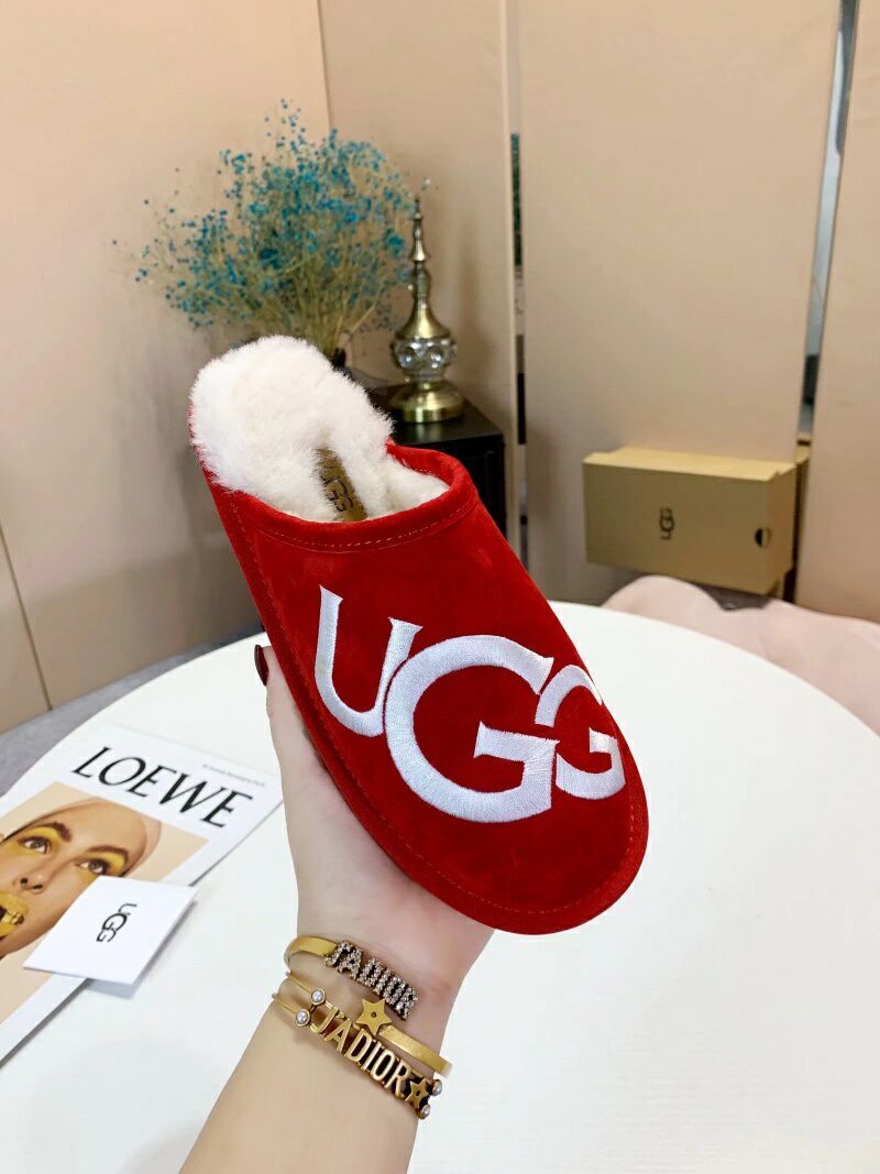 2593 Big G Indoor Slippers — Red (In Stock)