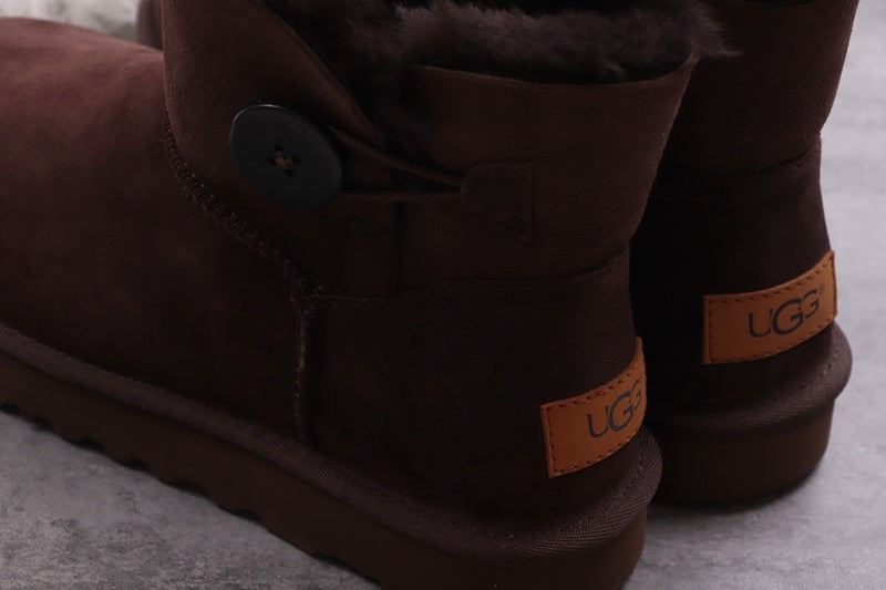 6422 W Mini Bailey Button II — Coffee Brown