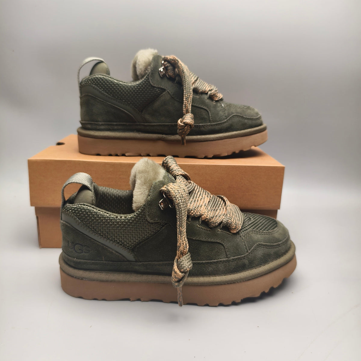4032 Couple Mesh Sport Casual Shoes — Green (In Stock)