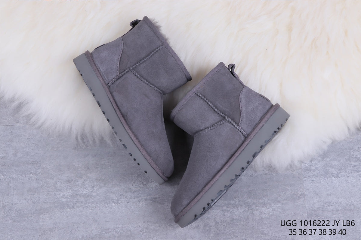 6222 Classic Mini II Short Boots 2.0