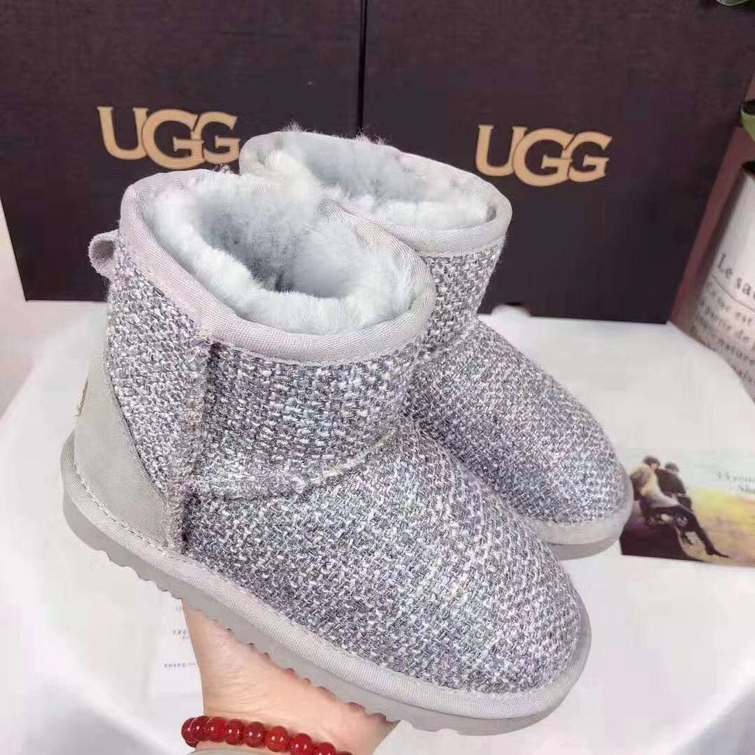 5854 Kids Chanel-Style Snow Boots — Chanel Gray