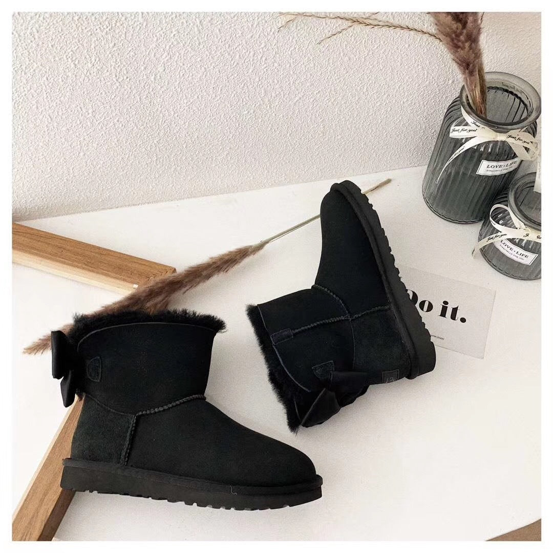 3130 Elegant Bow Ankle Boots — Black