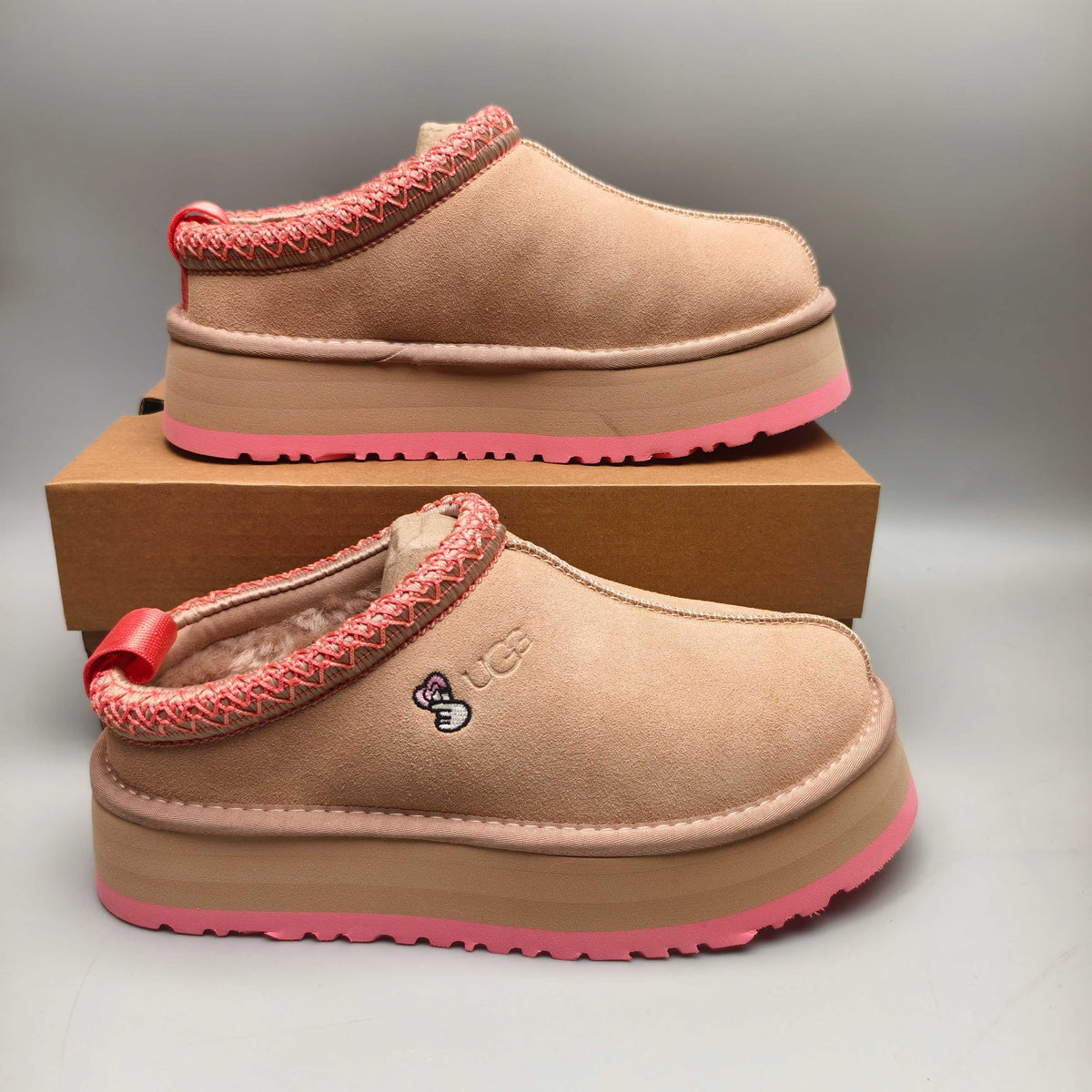 2553-2130 Ethnic Style Chunky Sole Casual Shoes — Pink (In Stock)