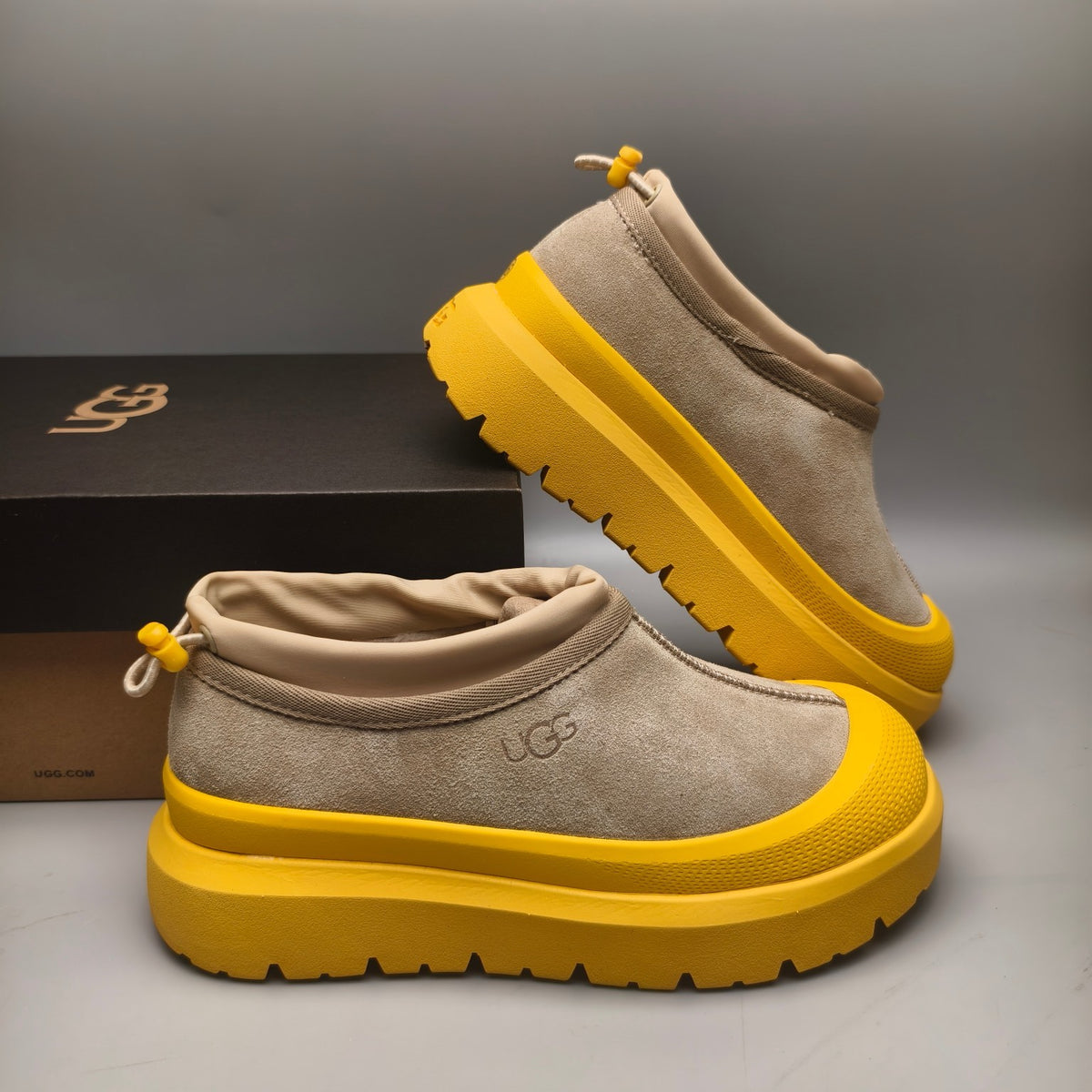 4096 Slip-On Casual Streetwear Shoes — Yellow (In Stock)