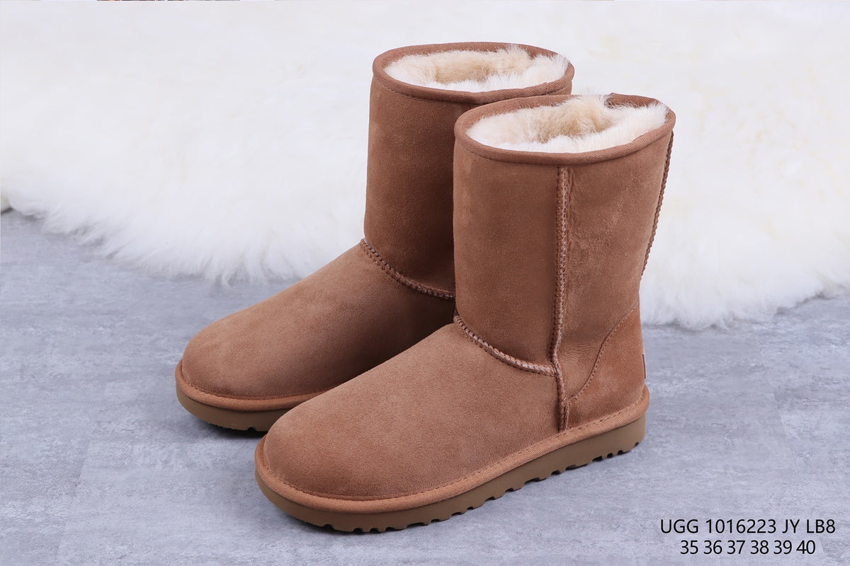 6223 Classic Short II Boots 2.0 — Chestnut (In Stock)