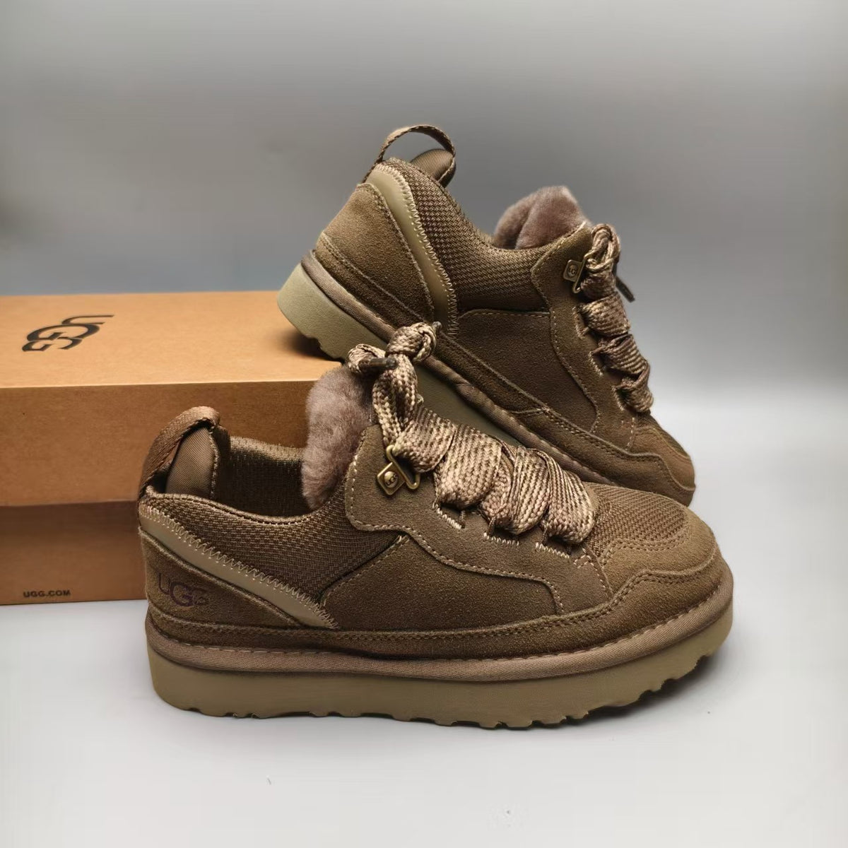 4032 Couple Mesh Sport Casual Shoes — Walnut (In Stock)