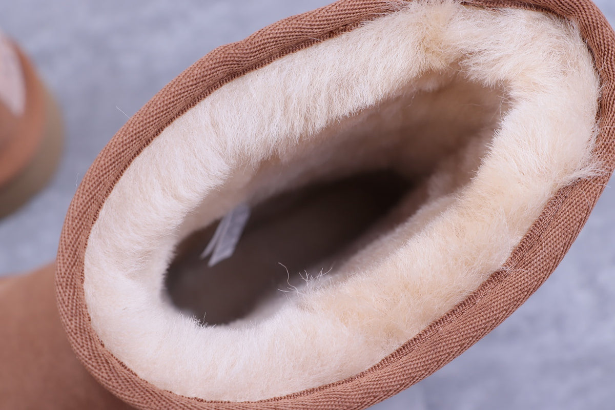 6223 Classic Short II Boots 2.0 — Chestnut (In Stock)