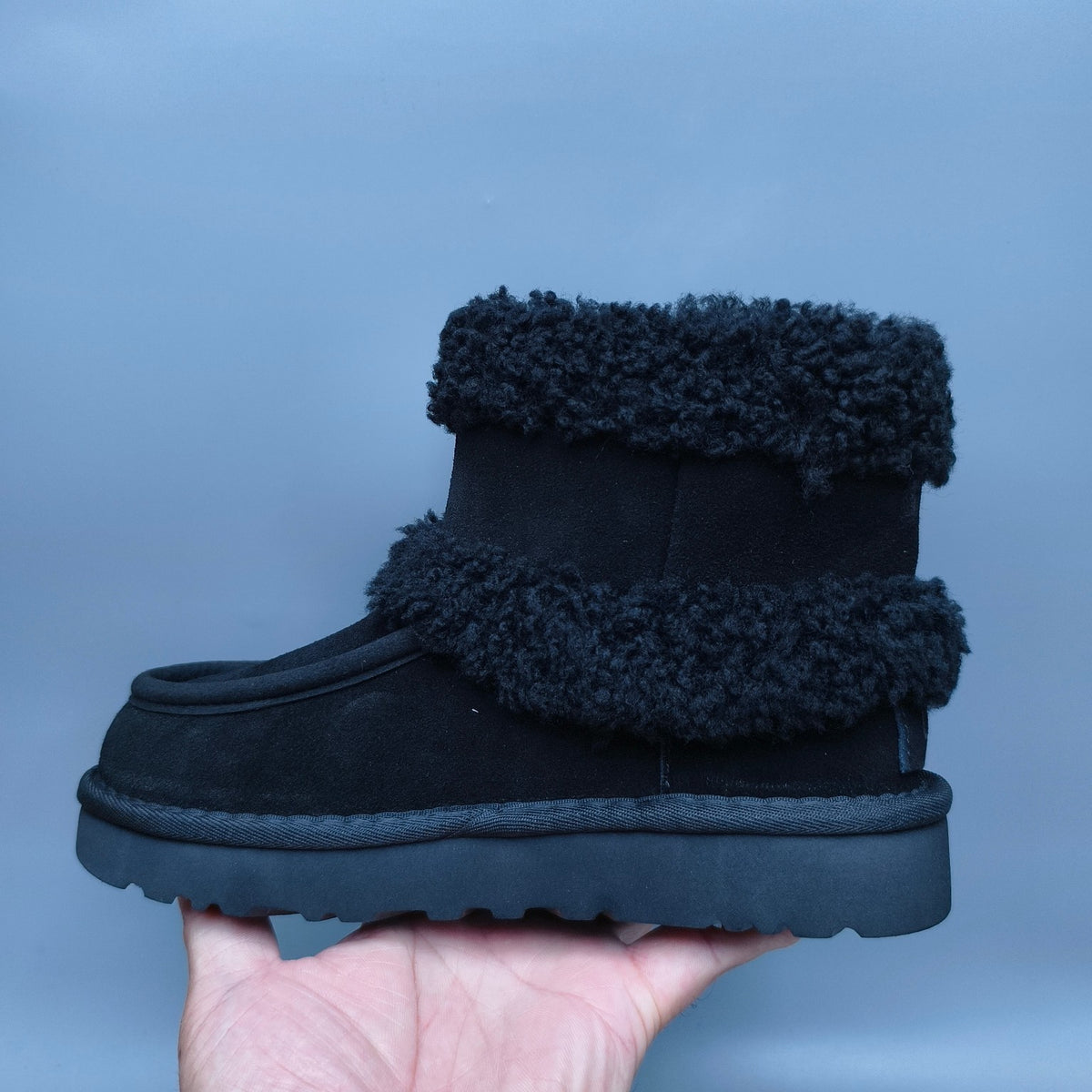 5410 Curly Fur Big Logo Mid-Top Trendy Boots — Black (In Stock)
