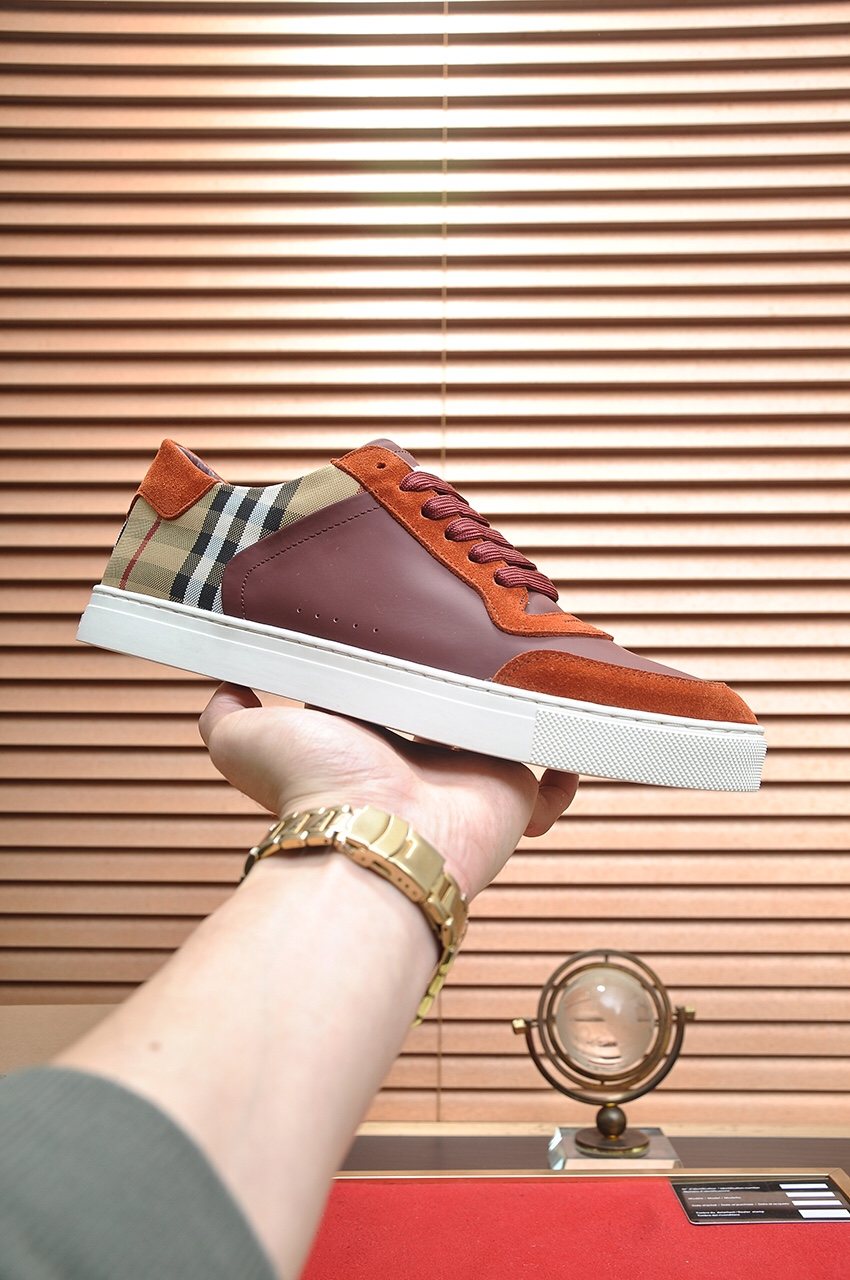 Burberry Check Heel Low-Top Sneakers - Beige Check Heel Panels