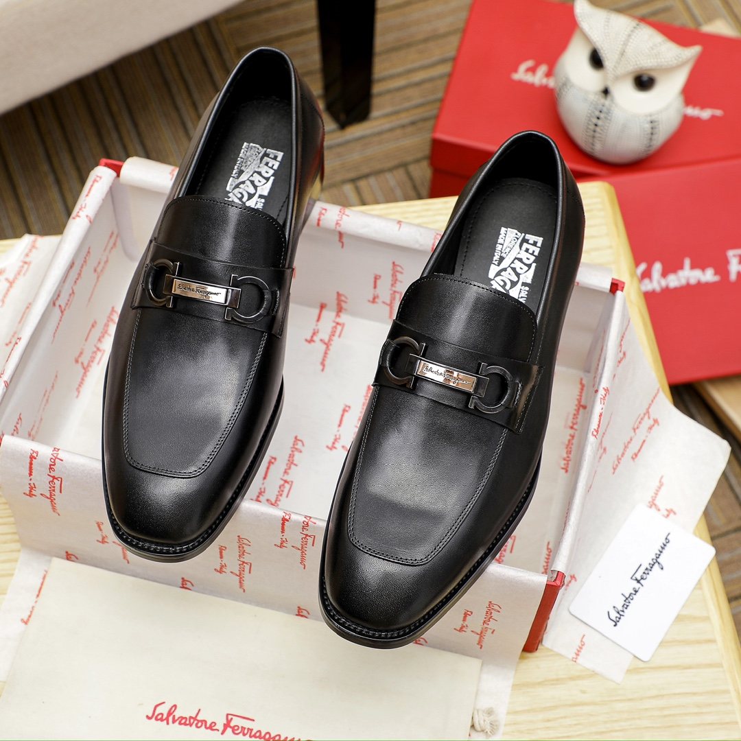Ferragamo Black Metal Bit Loafers - Slip-On Design