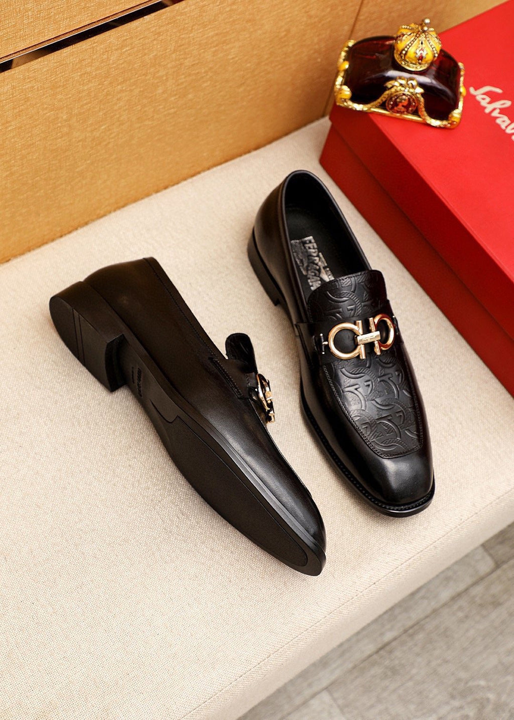 Ferragamo Men's Black Embossed Buckle Loafers - Metal Vamp Hardware